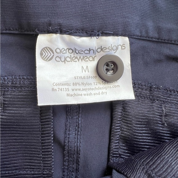 Aero Tech designs cycling shorts - Picture 3 of 6